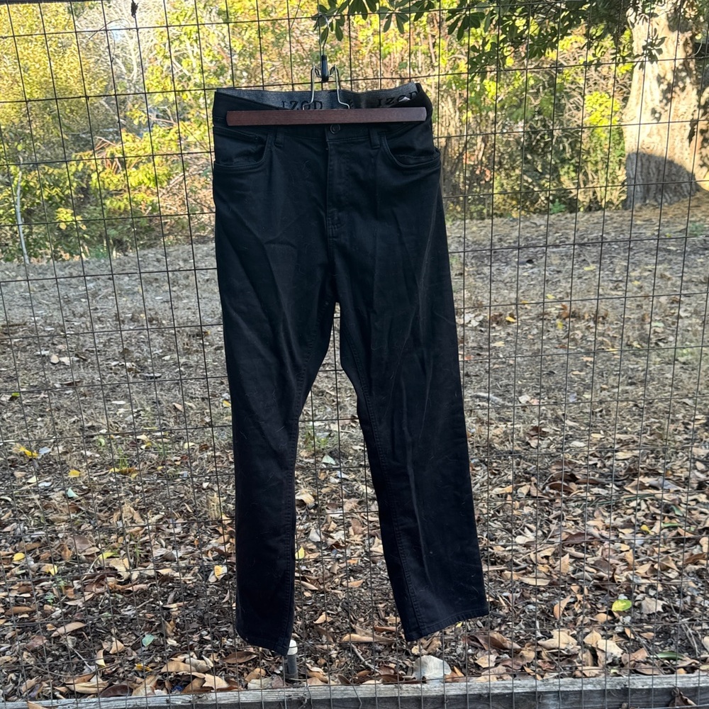 Izod Men's Black Chinos
